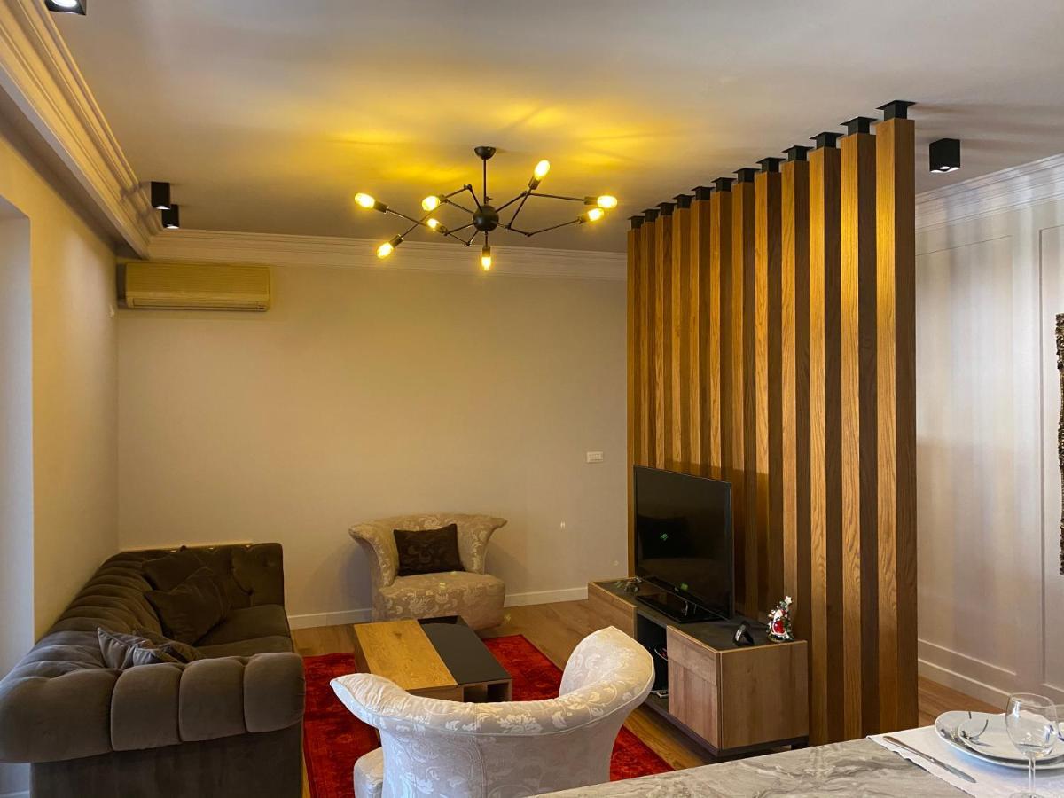Mel'S Place Tiranë Ngoại thất bức ảnh