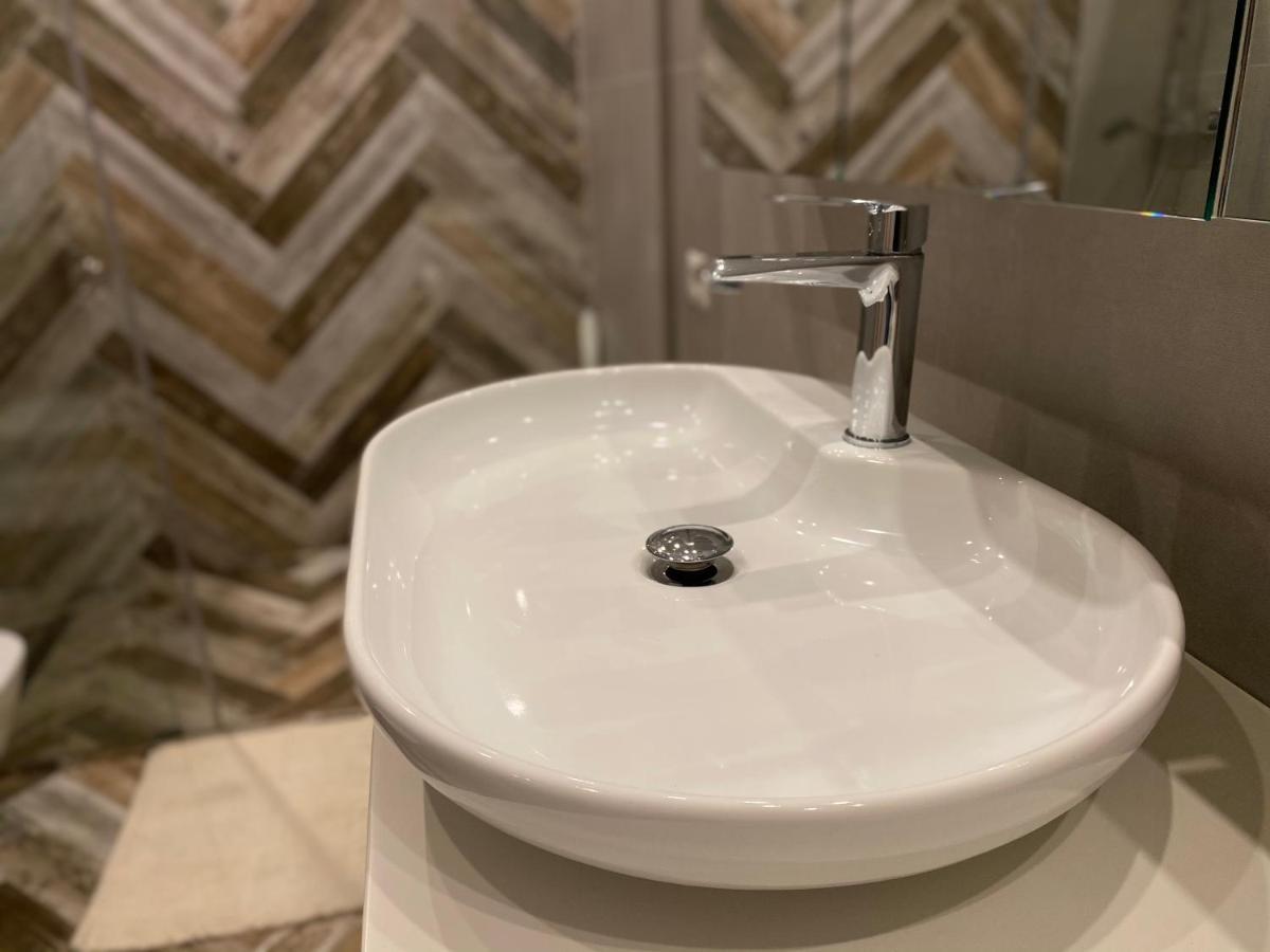 Mel'S Place Tiranë Ngoại thất bức ảnh